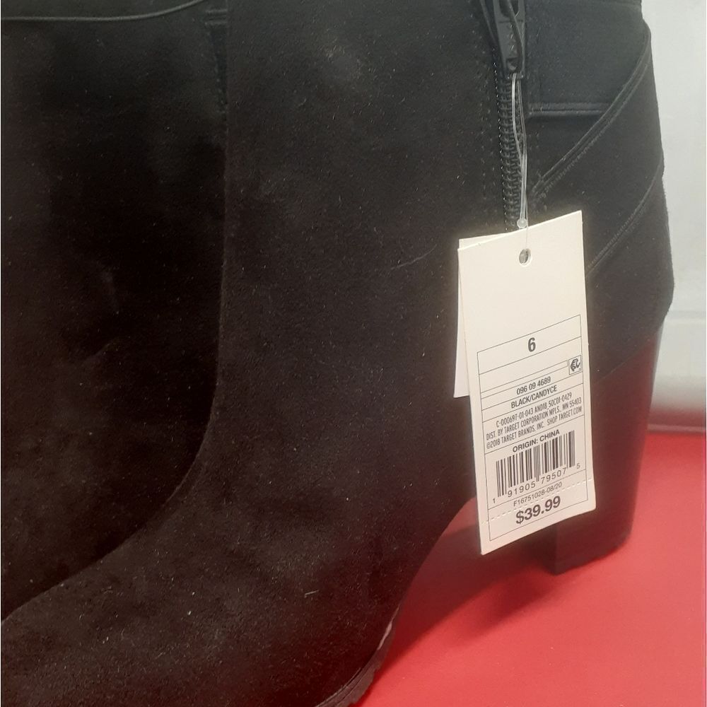 NWT "Candyce" Heeled Booties - Picture 7 of 7